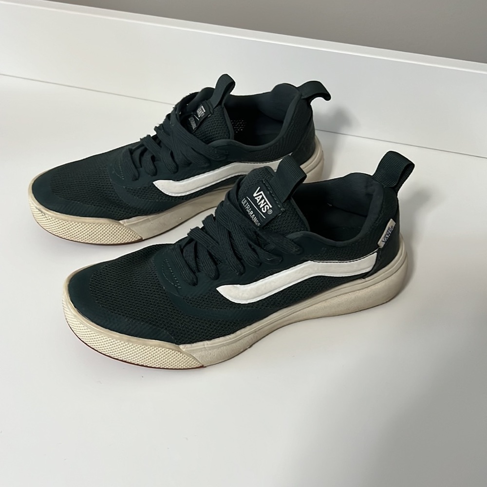 Vans Ultrarange Green Unisex Shoes- Size Men 6 / Women 7.5